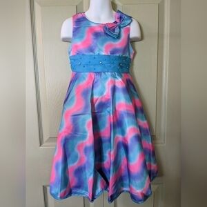 New with Tags Classic Fashion Party Dress, Size 4T, B36